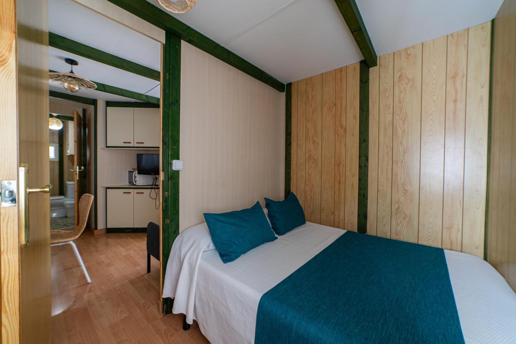 Camping Las Palmeras クレビジェンテ エクステリア 写真